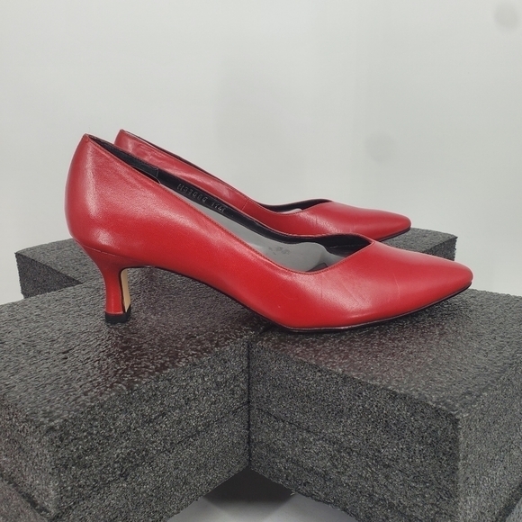 Ros Hommerson Shoe Women 11 M Red Heels - Picture 6 of 15